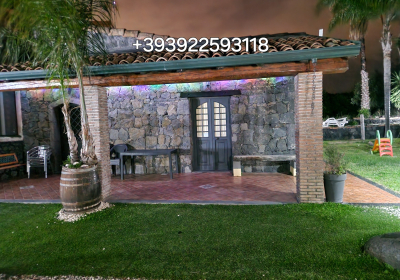 Casa Vacanze Villa Villa Il Rustico Con Dependance � La Tua Oasi Siciliana Tra Mare Ed Etna